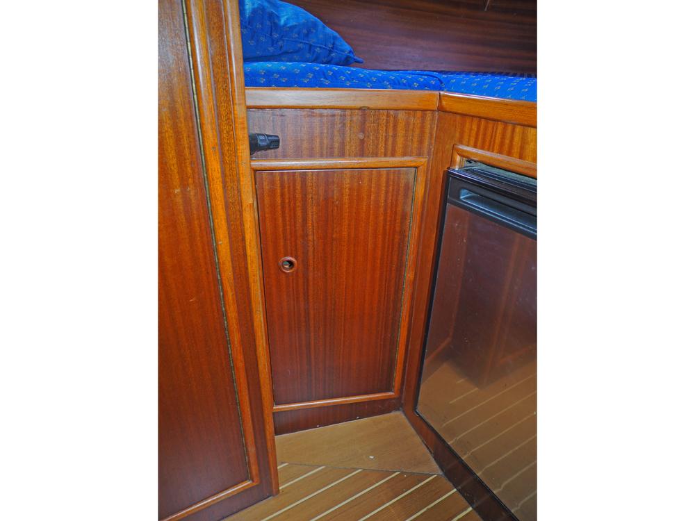 Cabin en avant, H&eacute;bergements